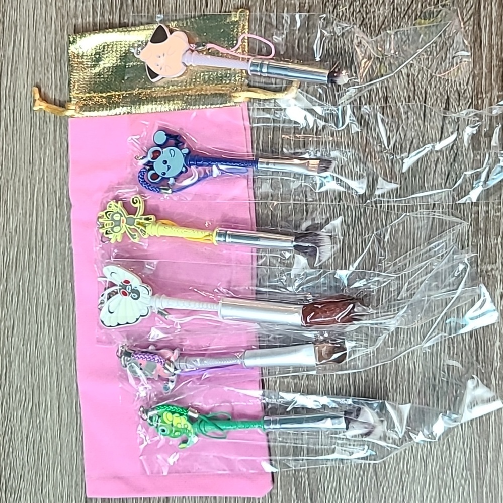 Pokemon Makeup Brush Set